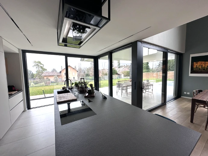 Baie extérieures aluminium